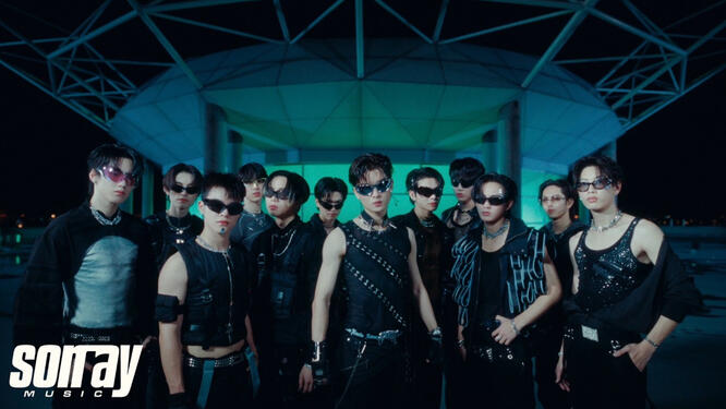 BUS &#39;TRANSFORMER&#39; OFFICIAL MV